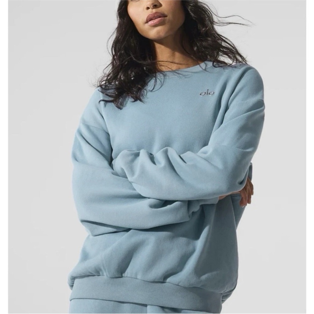 ALO Yoga Accolade Crewneck Pullover - Celestial Blue SOLD OUT